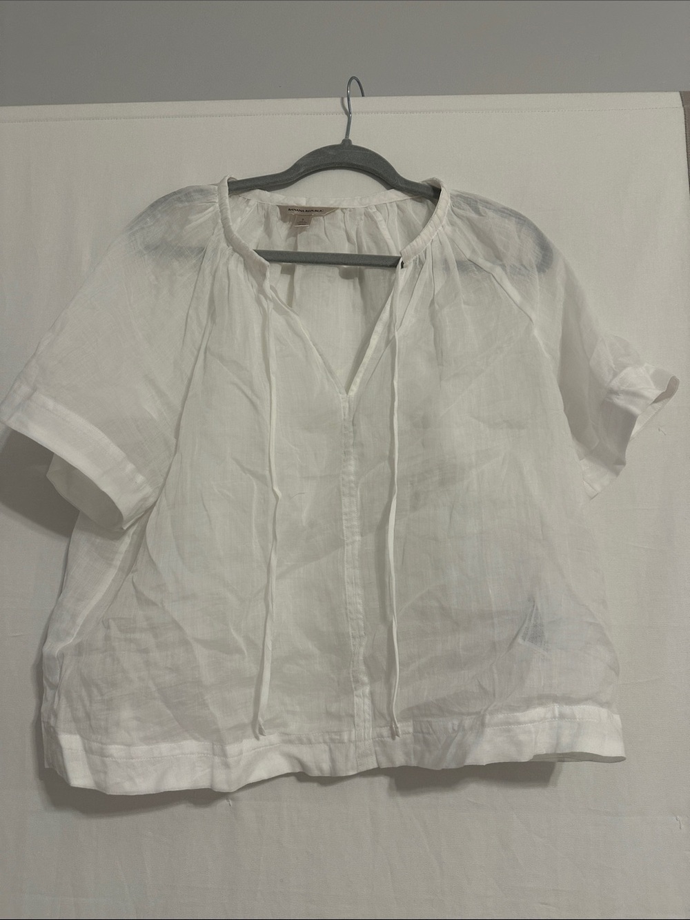 Banana Republic White Tie-Neck Peasant Blouse New without tags